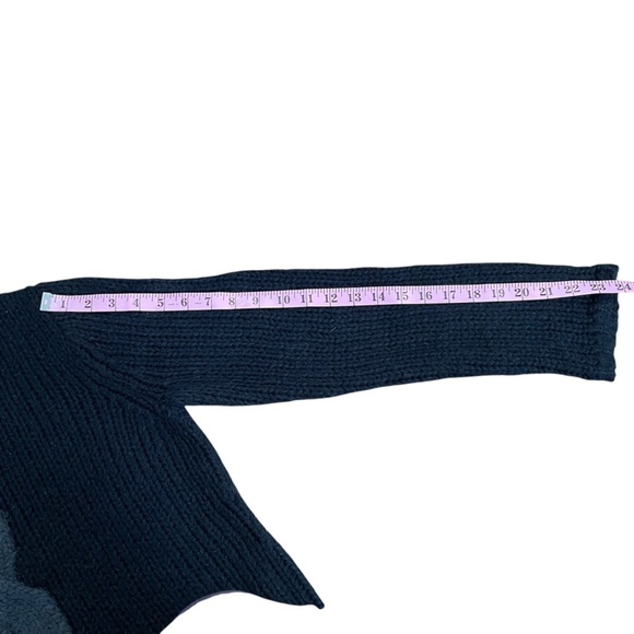 LL Bean Mohair/Wool Black/Gray Cable Knit Sweater Sz M - Picture 4 of 6